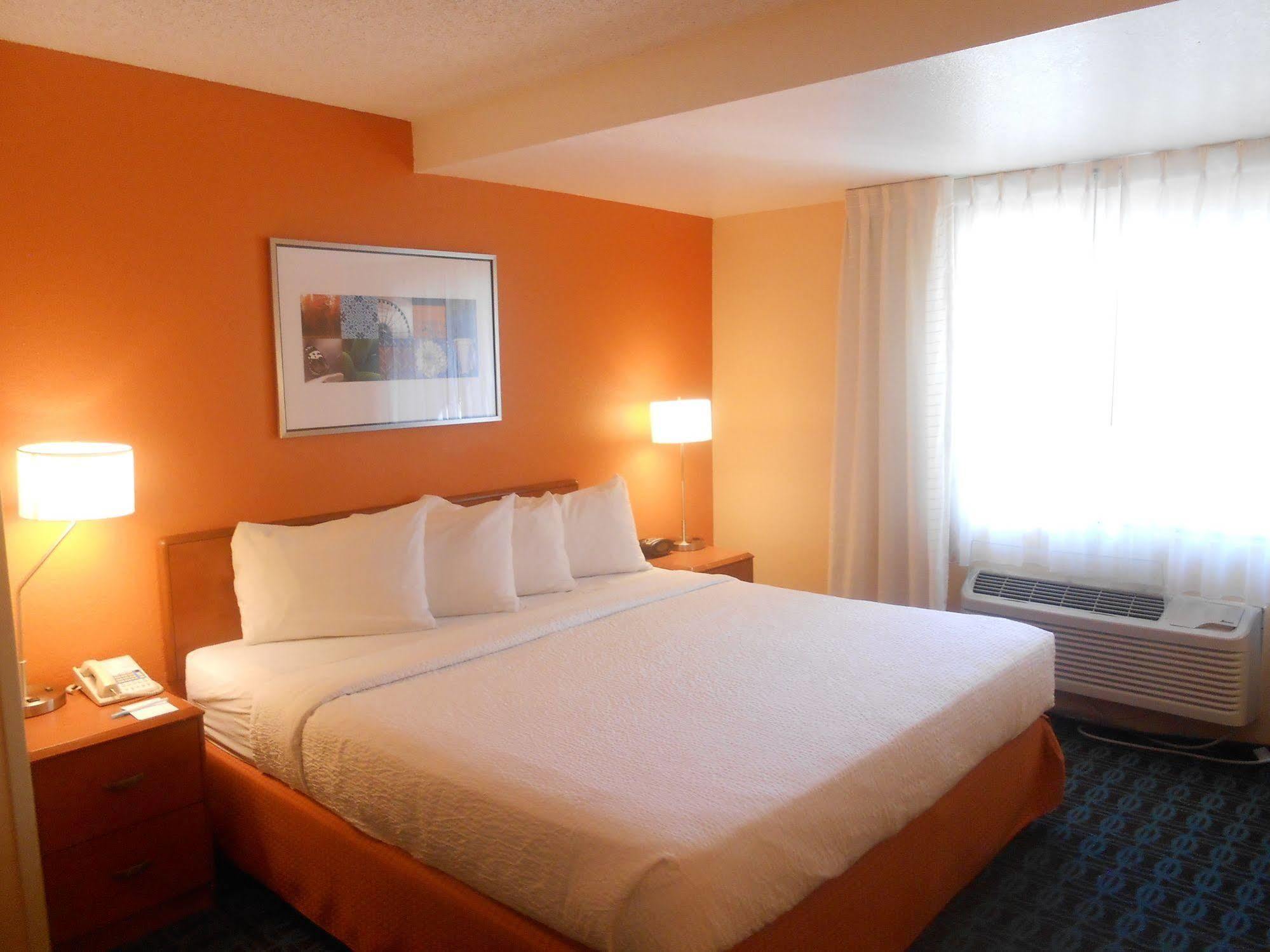 Holiday Inn Express & Suites Phoenix - Mesa West By Ihg Exteriér fotografie